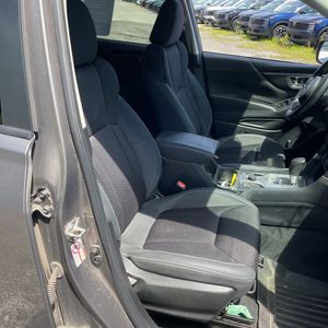 صورة مصغرة 33 لـ 2019 Subaru FORESTER PREMIUM