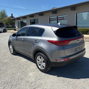 KIA SPORTAGE LX - 5