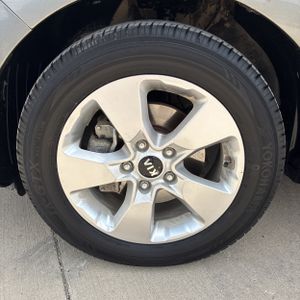 2019 KIA SOUL BASE — миниатюра 17