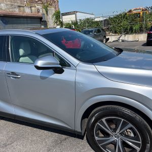 صورة مصغرة 13 لـ 2023 Lexus RX 350 PREMIUM