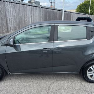 2016 Chevrolet SONIC LT AUTO 照片 4