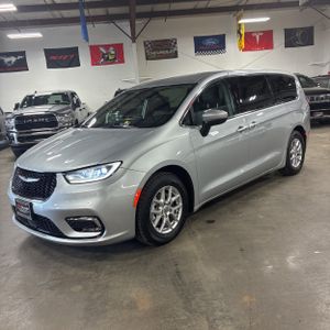 CHRYSLER PACIFICA TOURING L - 1