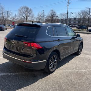 VOLKSWAGEN TIGUAN SE 4MOTION - 8