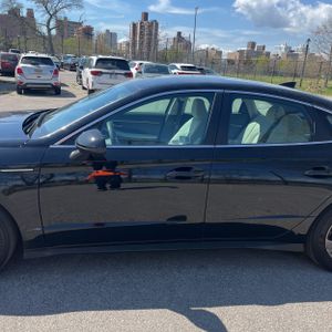 HYUNDAI SONATA SE - 4