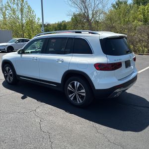 MERCEDES-BENZ GLB - 5