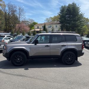 TOYOTA LAND CRUISER - 3