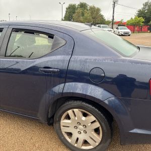 DODGE AVENGER SE - 6