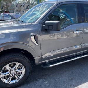 FORD F-150 XLT - 2