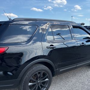 FORD EXPLORER XLT - 9