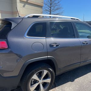 JEEP CHEROKEE LIMITED - 9