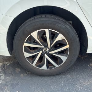 صورة مصغرة 19 لـ 2024 Volkswagen JETTA S
