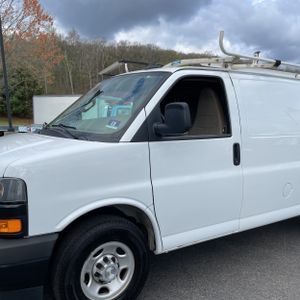 CHEVROLET EXPRESS 2500 - 2