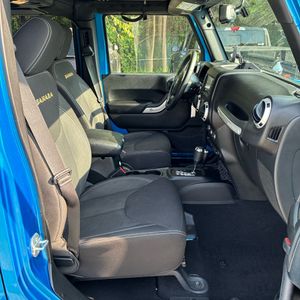 2015 JEEP WRANGLER UNLIMITED SAHARA 照片 30