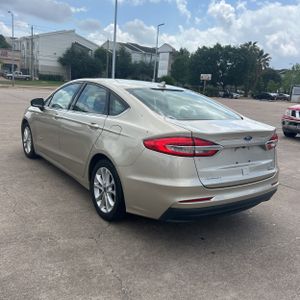 FORD FUSION HYBRID SE - 5