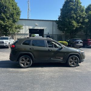 صورة 10 لـ 2017 JEEP CHEROKEE LATITUDE