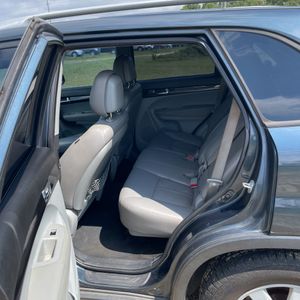 2011 KIA SORENTO LX — фото 34