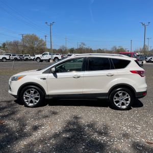 FORD ESCAPE TITANIUM - 3