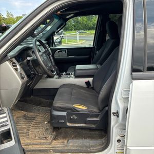 2017 FORD EXPEDITION XLT — фото 32