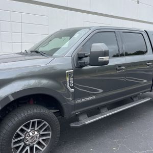 FORD F-250 SUPER DUTY LARIAT - 2