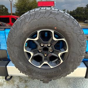 2015 JEEP WRANGLER UNLIMITED SAHARA 照片 40