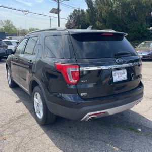 FORD EXPLORER XLT - 5