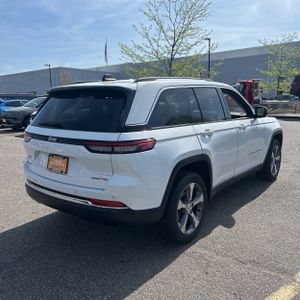 JEEP GRAND CHEROKEE LIMITED - 8