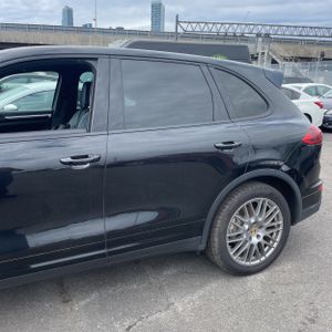 PORSCHE CAYENNE S - 6