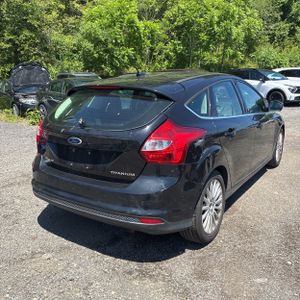 FORD FOCUS TITANIUM - 8