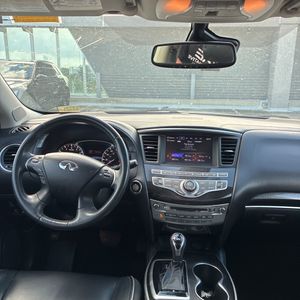 2019 Infiniti QX60 LUXE — фото 36