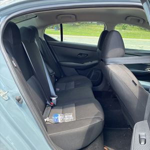 صورة مصغرة 34 لـ 2025 Nissan SENTRA SV
