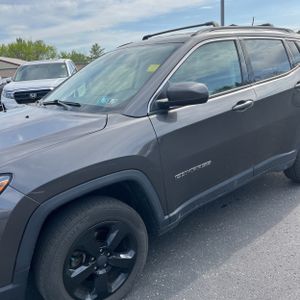 JEEP COMPASS LATITUDE - 2