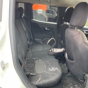 صورة 35 لـ 2015 JEEP RENEGADE LATITUDE
