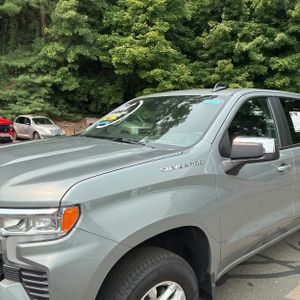 2026 Chevrolet SILVERADO 1500 LT — фото 2