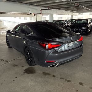 LEXUS ES 350 F SPORT HANDLING - 5