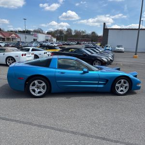 CHEVROLET CORVETTE BASE - 10