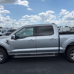 صورة 4 لـ 2024 FORD F-150 XLT
