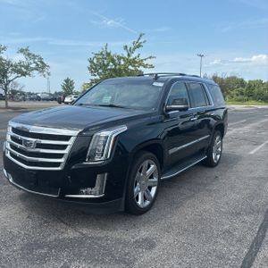 2019 Cadillac ESCALADE LUXURY photo 1