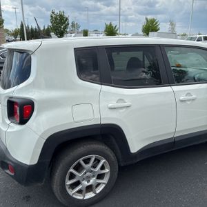 JEEP RENEGADE - 9