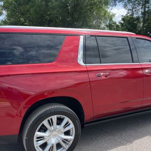 CHEVROLET SUBURBAN HIGH COUNTRY - 9