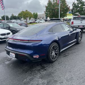 PORSCHE TAYCAN TURBO - 8