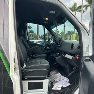 2021 Mercedes-BENZ SPRINTER 2500 缩略图 31