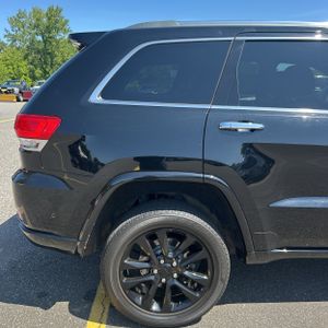 صورة 9 لـ 2018 JEEP GRAND CHEROKEE OVERLAND