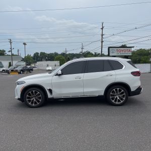 2026 BMW X5 XDRIVE40I photo 3