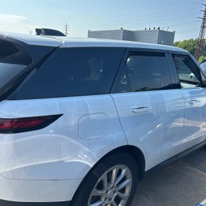صورة 6 لـ 2024 LAND Rover RANGE ROVER SPORT P360 SE