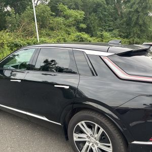 صورة 6 لـ 2024 Cadillac LYRIQ TECH