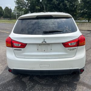 2016 Mitsubishi OUTLANDER SPORT ES — фото 7