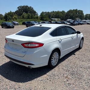 صورة 8 لـ 2013 FORD FUSION HYBRID SE