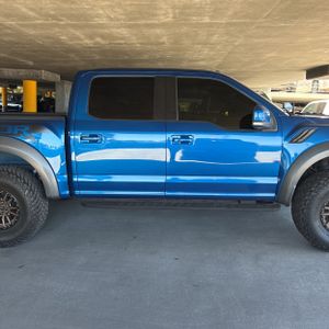 FORD F-150 RAPTOR - 9