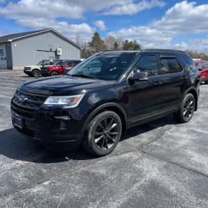 FORD EXPLORER XLT - 1