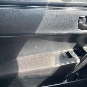 صورة مصغرة 81 لـ 2017 Toyota COROLLA L